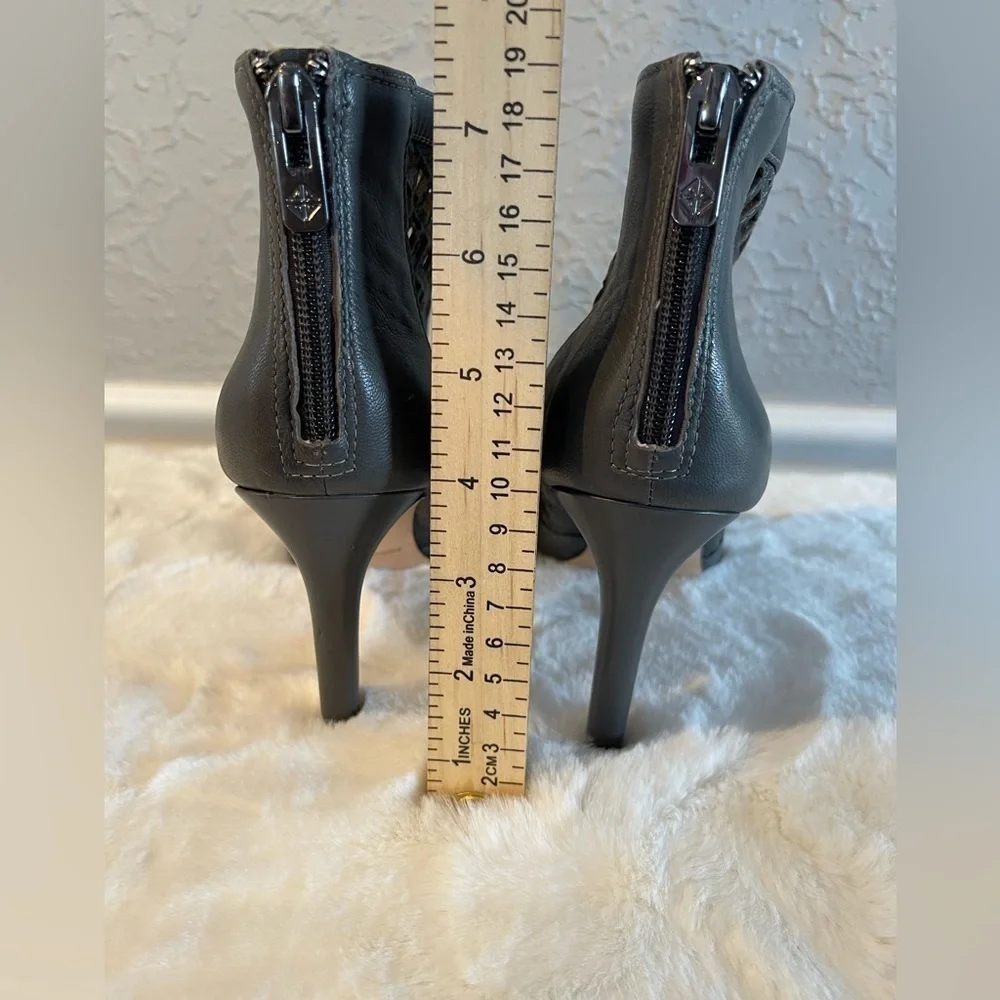Antonio Melani Gray Ankle Boots Size 10